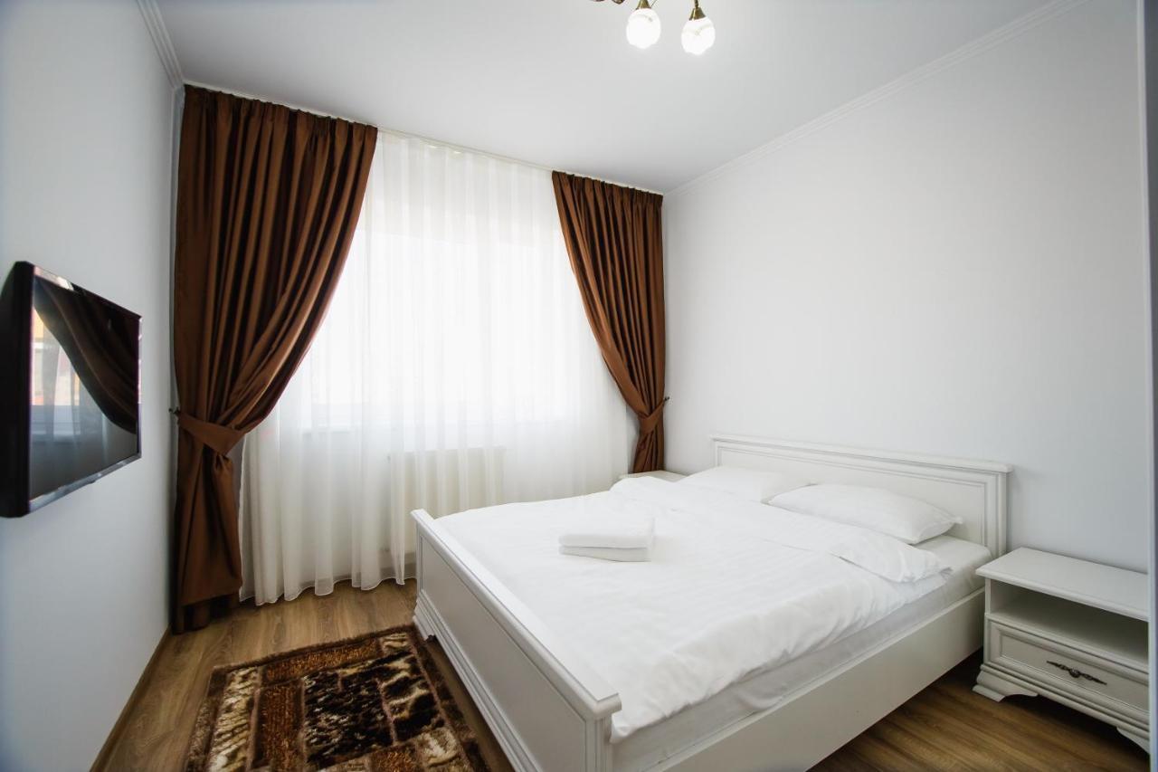 Bright & Elegant Central Apartment Oradea Exteriér fotografie