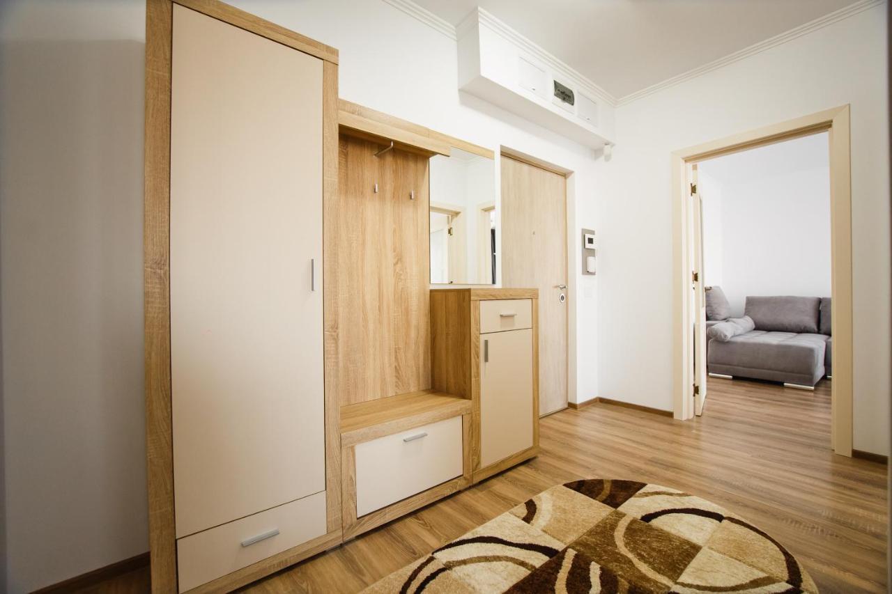Bright & Elegant Central Apartment Oradea Exteriér fotografie