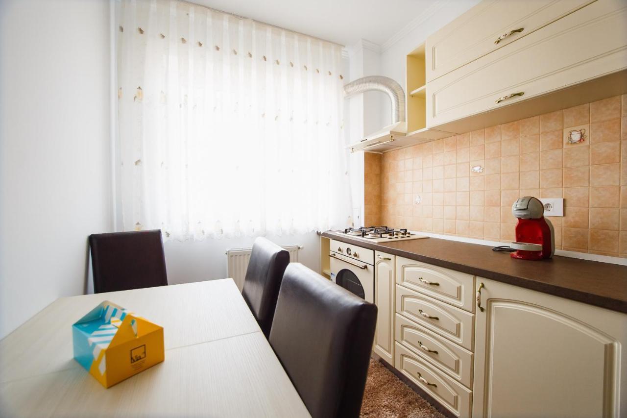 Bright & Elegant Central Apartment Oradea Exteriér fotografie